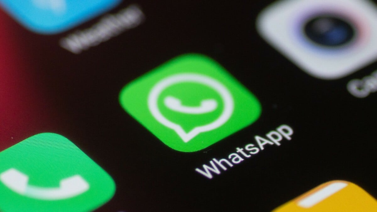 whatsapp-will-soon-let-you-chat-with-whatsapp-on-whatsapp
