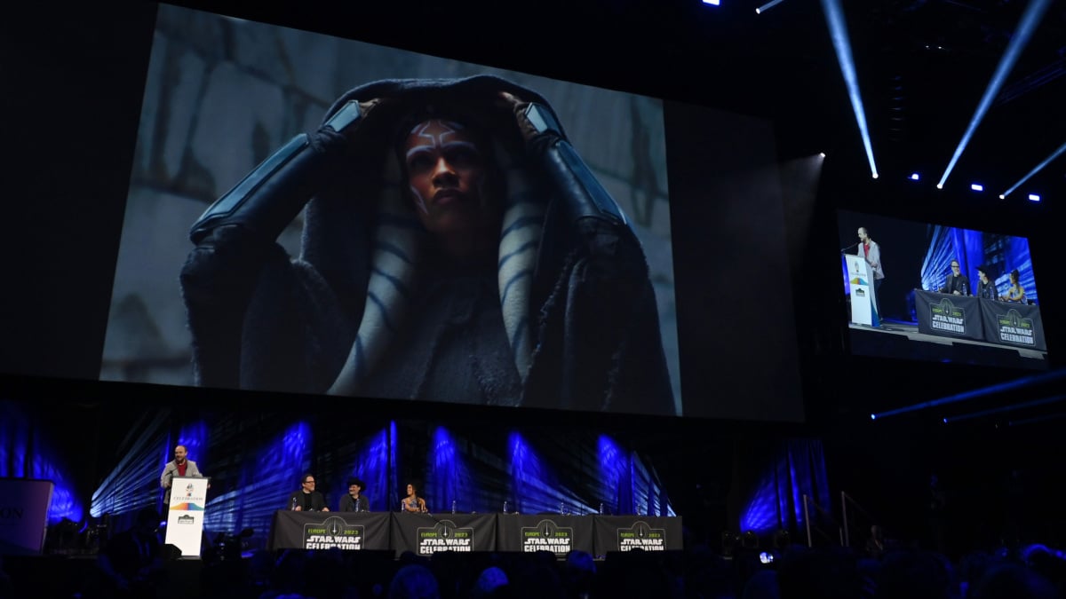 secrets-fans-learned-about-‘ahsoka’-at-its-star-wars-celebration-panel