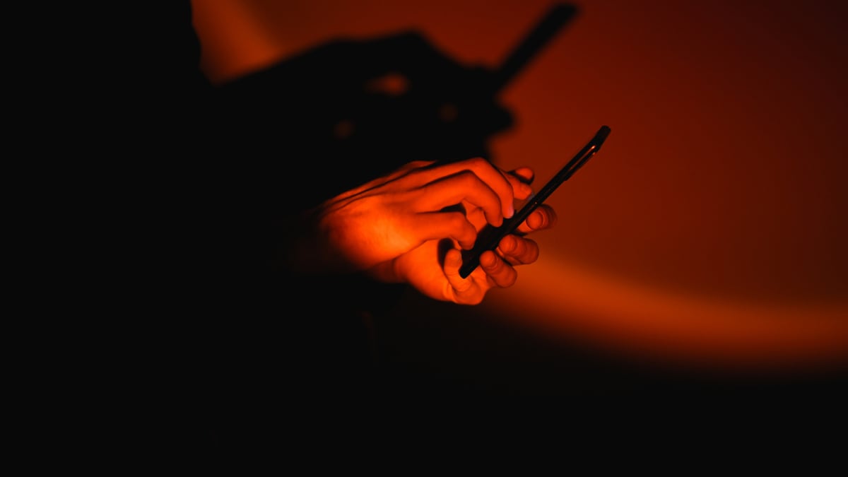 flirty-ai-chatbot-app-leaks-160,000-dm-screenshots