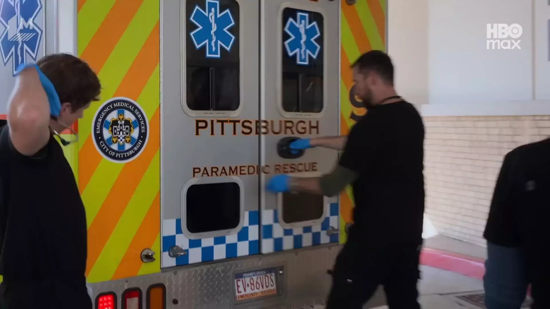 How The Pitts Cinematographer Created Shows Unique Immersive Style