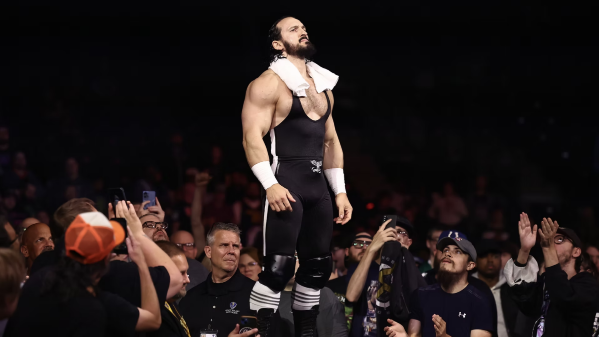 pro-wrestlers-mourn-the-passing-of-aew-star-pac