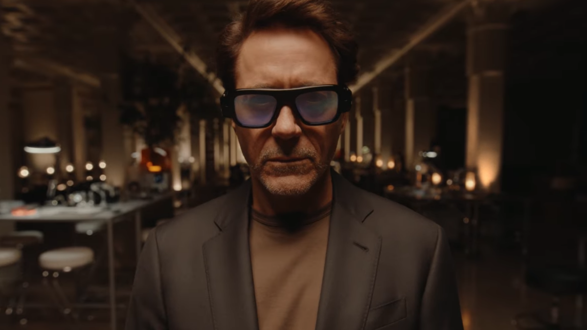 robert-downey-jr.-has-a-new-tech-job,-and-it’s-very-tony-stark